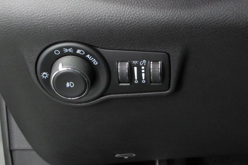 used 2024 Jeep Compass car, priced at $29,322