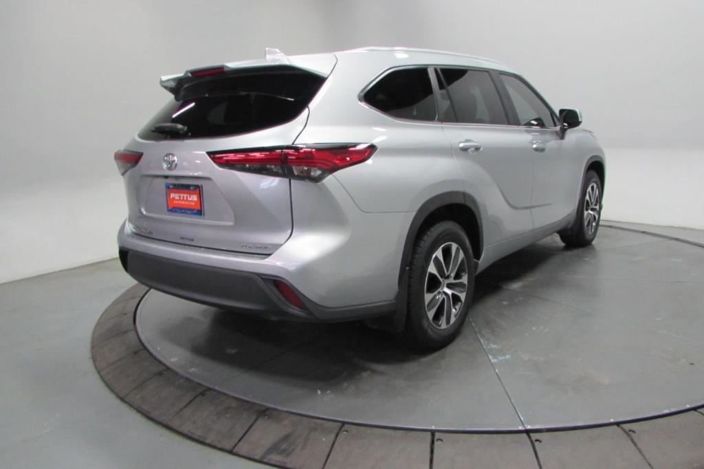used 2023 Toyota Highlander car, priced at $39,815