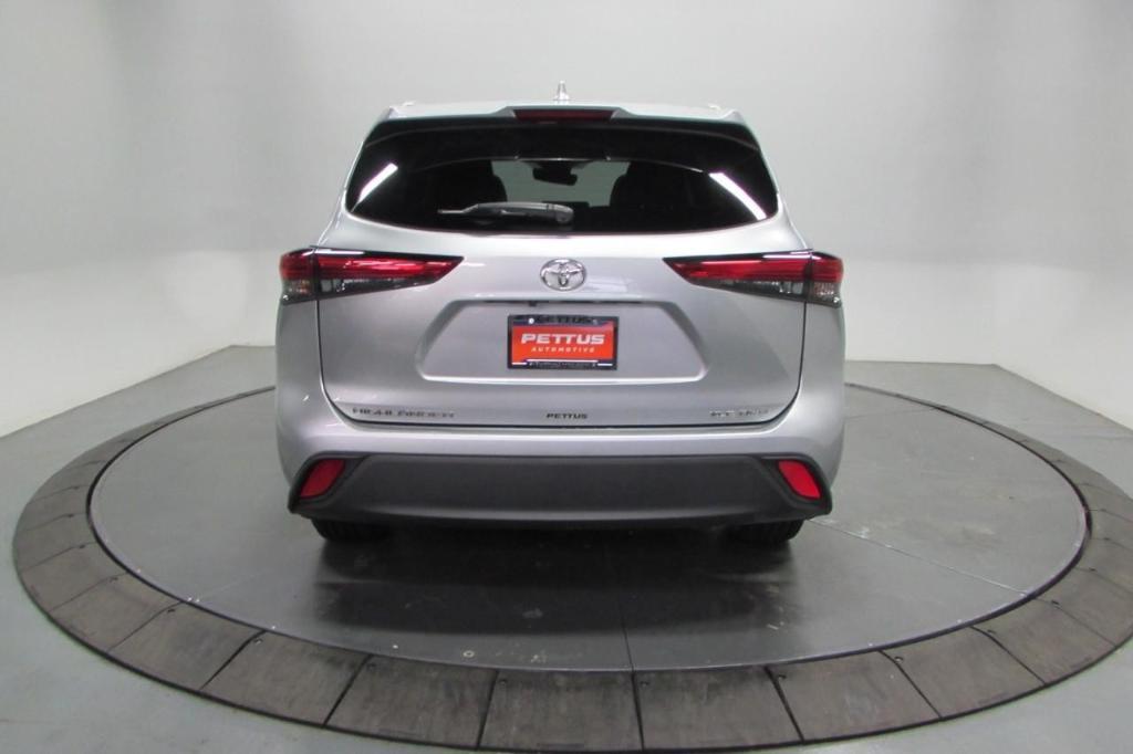 used 2023 Toyota Highlander car, priced at $39,815