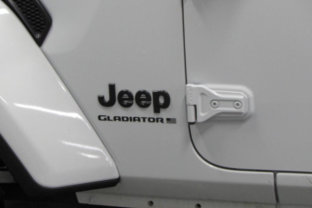 used 2023 Jeep Gladiator car, priced at $32,410