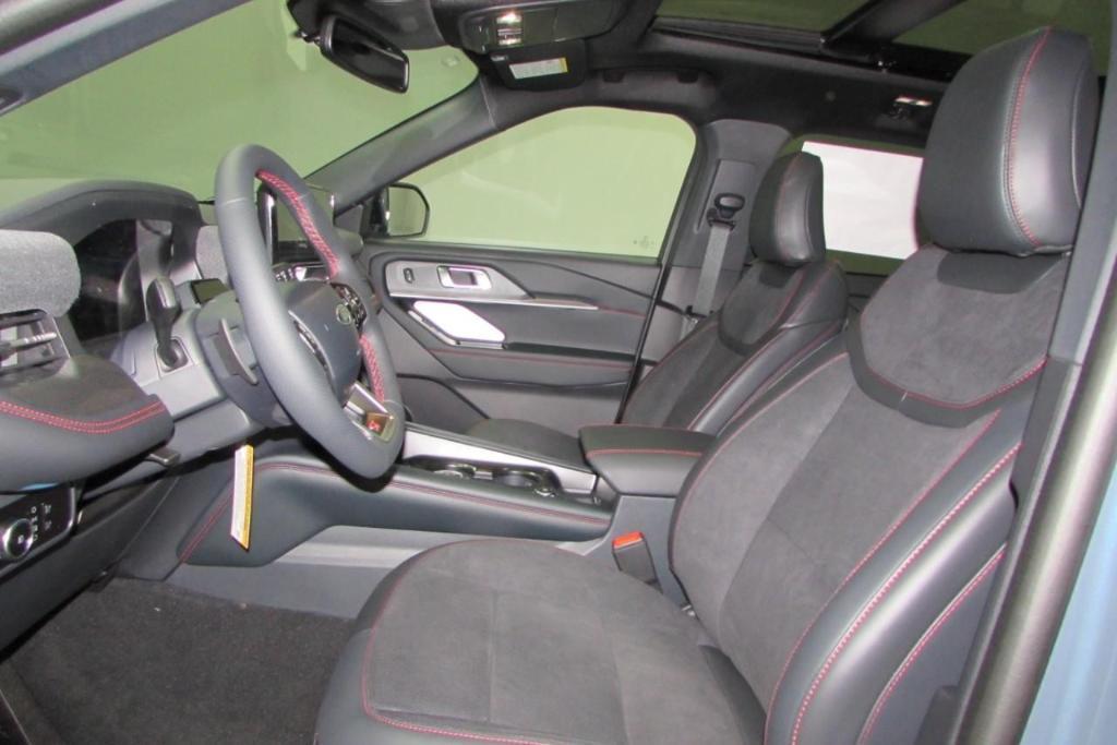 new 2025 Ford Explorer car, priced at $57,957