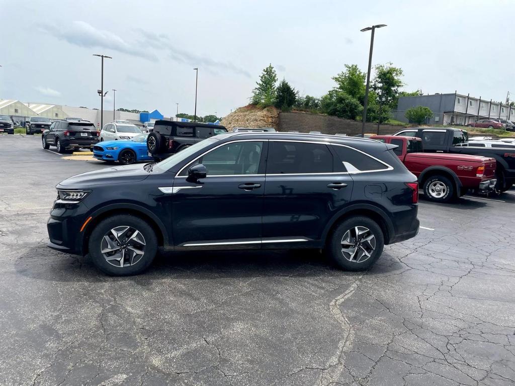 used 2021 Kia Sorento Hybrid car