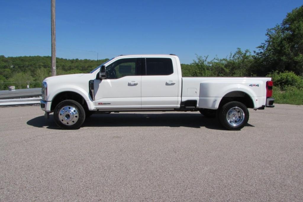 new 2025 Ford F-450 car, priced at $98,880