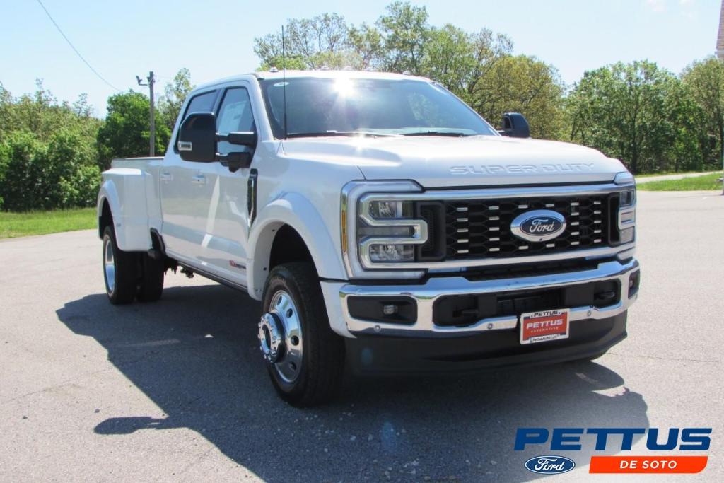 new 2025 Ford F-450 car, priced at $93,880