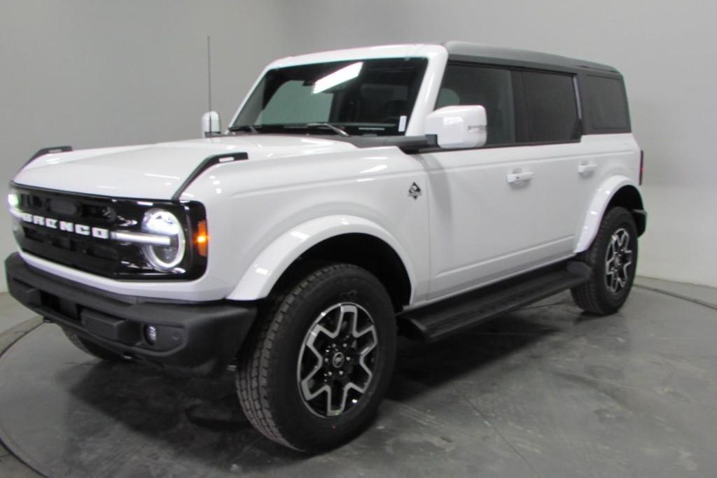 new 2025 Ford Bronco car, priced at $53,350