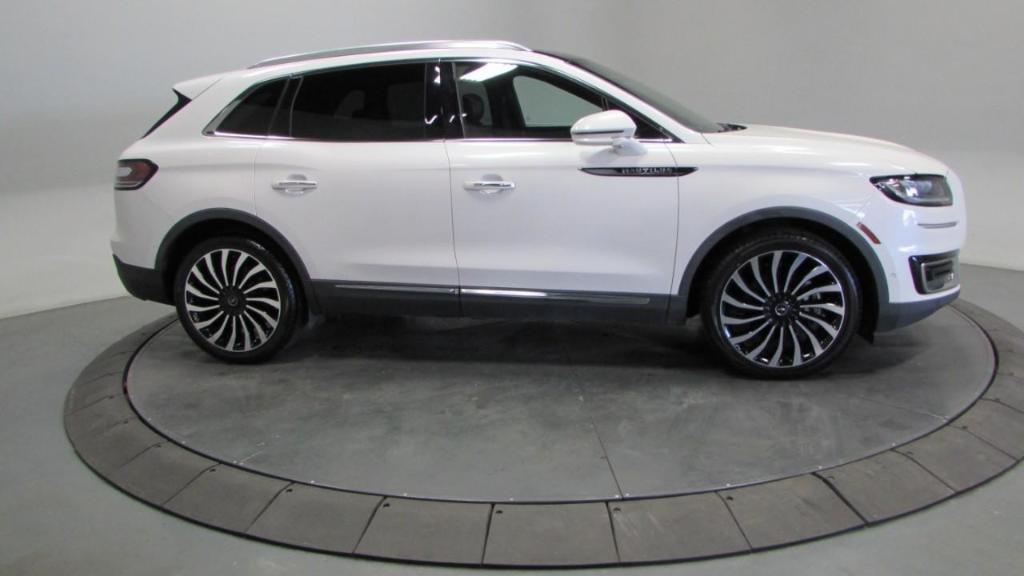 used 2019 Lincoln Nautilus car, priced at $23,875