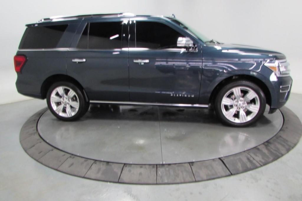 used 2023 Ford Expedition car, priced at $58,987