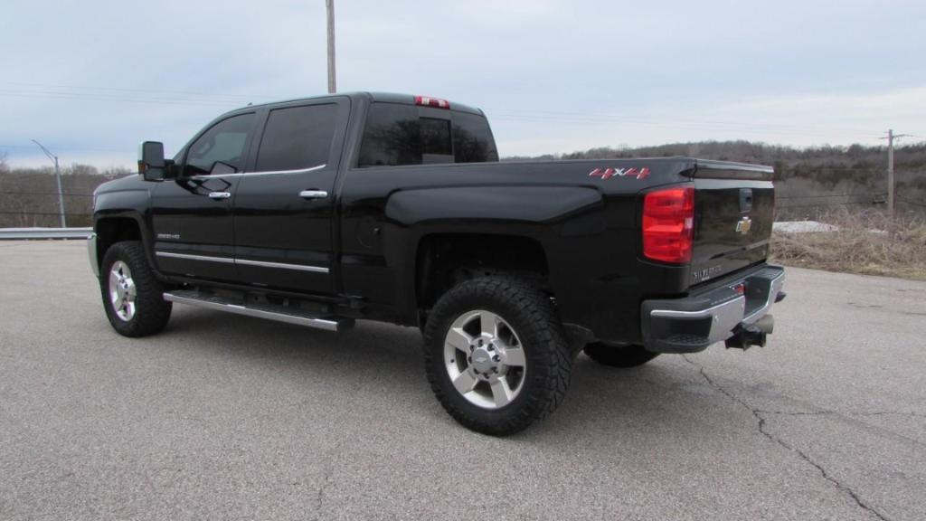 used 2018 Chevrolet Silverado 2500 car, priced at $40,296