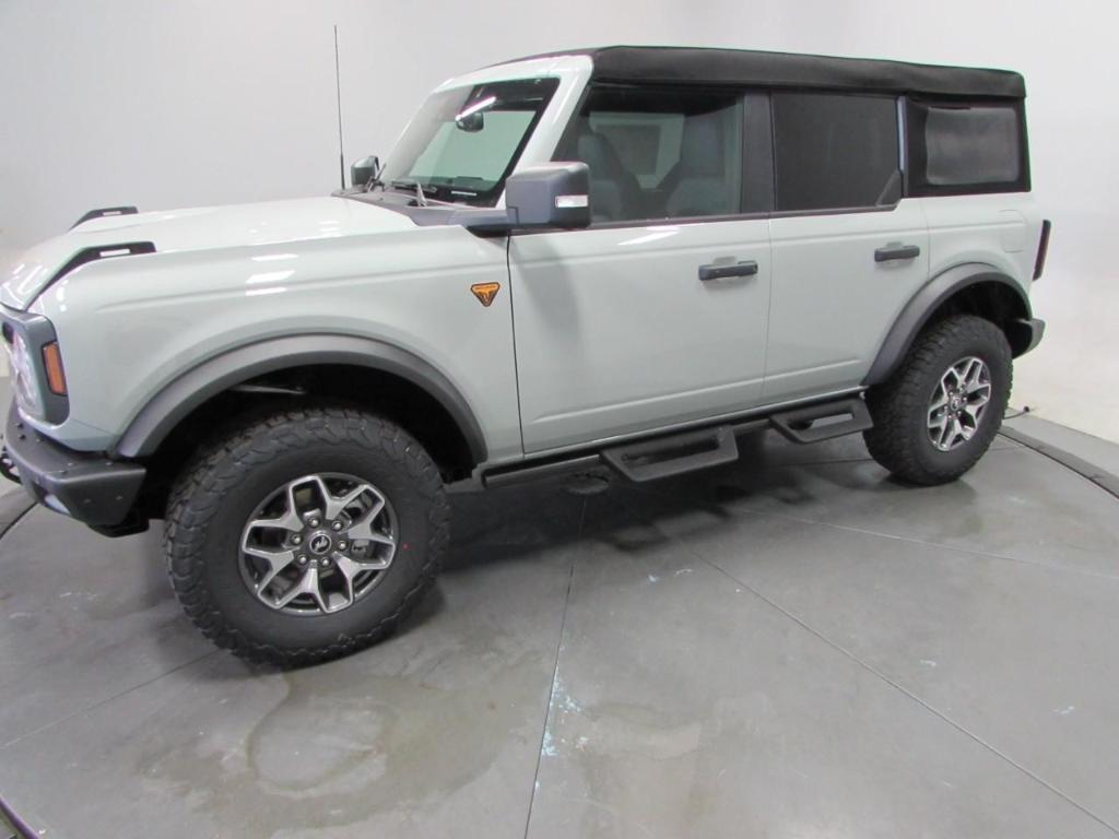 new 2024 Ford Bronco car, priced at $46,591