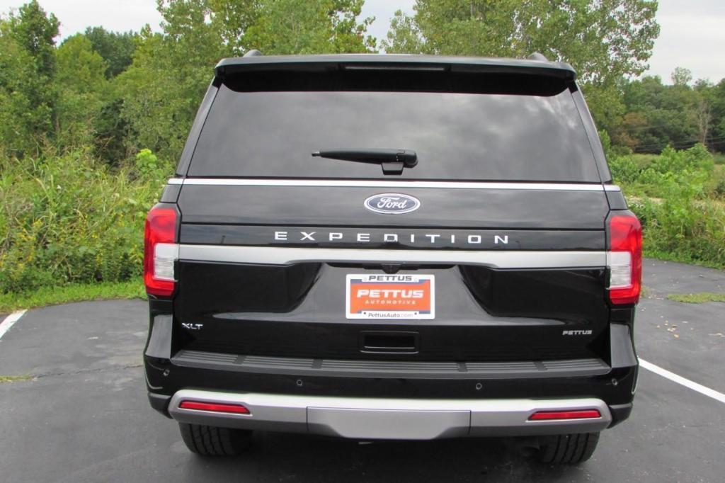 new 2024 Ford Expedition car, priced at $58,406