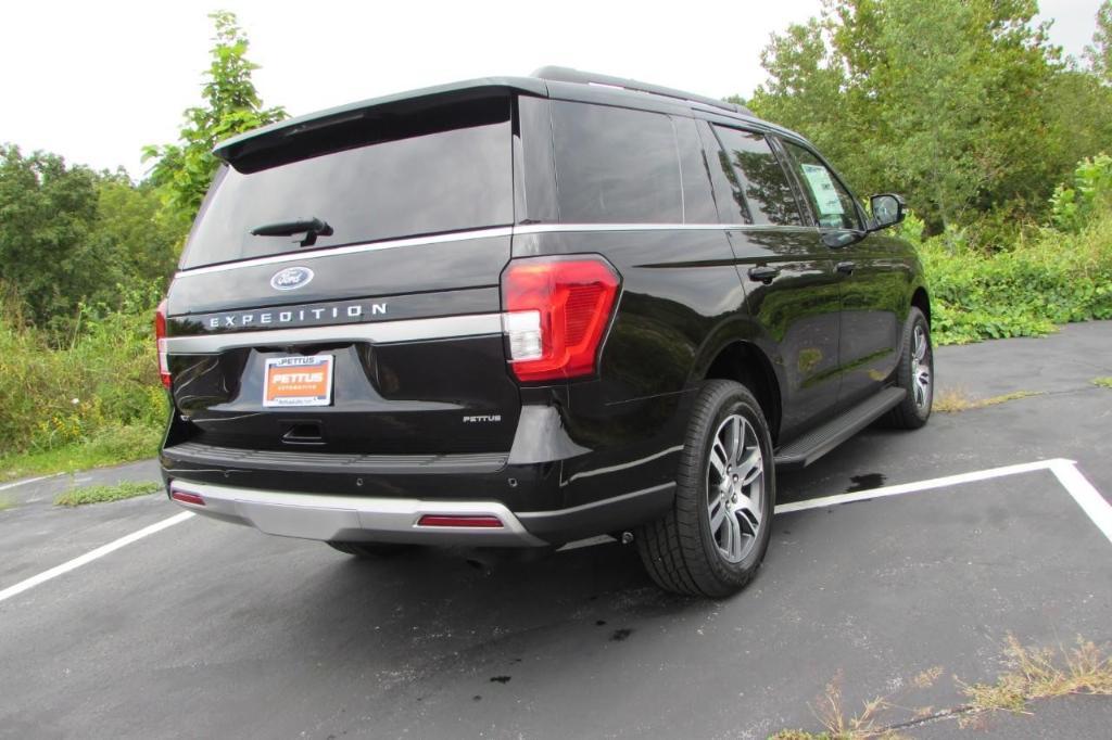 new 2024 Ford Expedition car, priced at $58,406