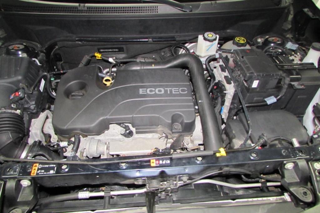 used 2021 Chevrolet Equinox car, priced at $20,667