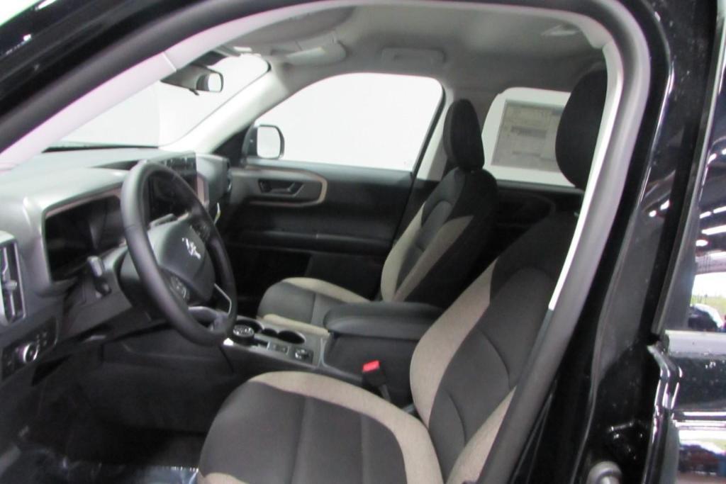 new 2025 Ford Bronco Sport car, priced at $31,256