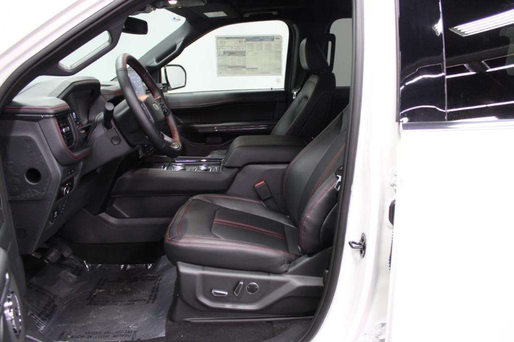 new 2024 Ford Expedition Max car, priced at $75,014