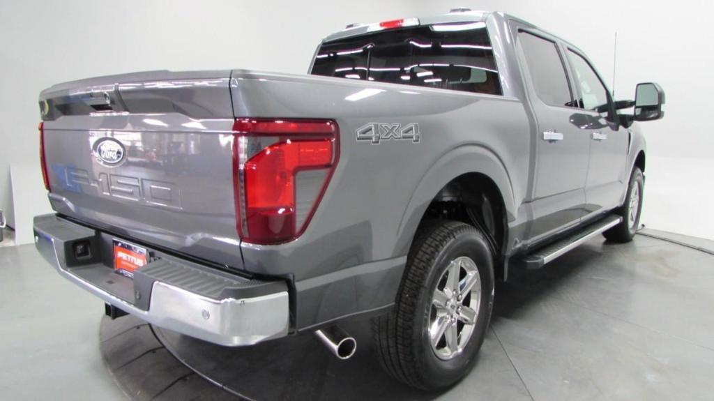 new 2024 Ford F-150 car, priced at $49,642