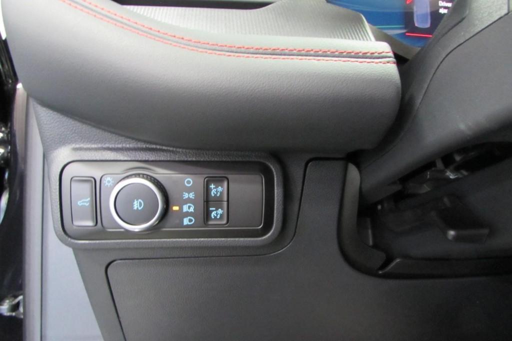 new 2025 Ford Explorer car, priced at $47,090