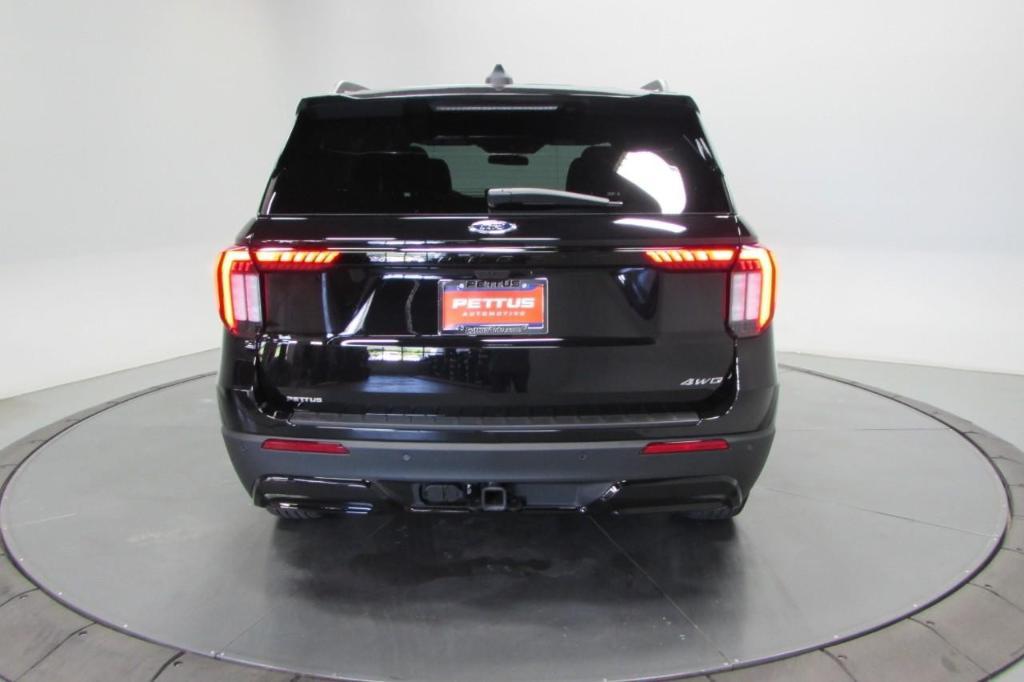 new 2025 Ford Explorer car, priced at $47,090