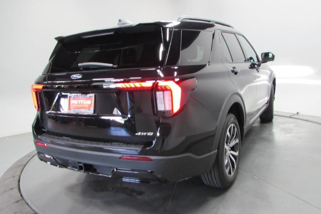 new 2025 Ford Explorer car, priced at $47,090