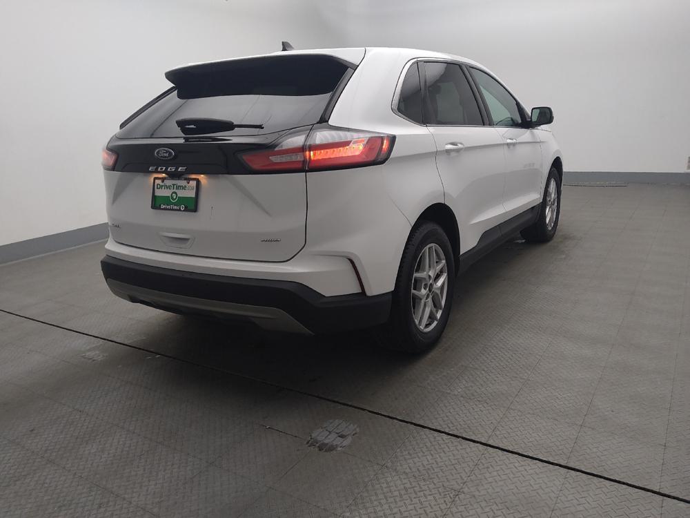 used 2024 Ford Edge car, priced at $24,895