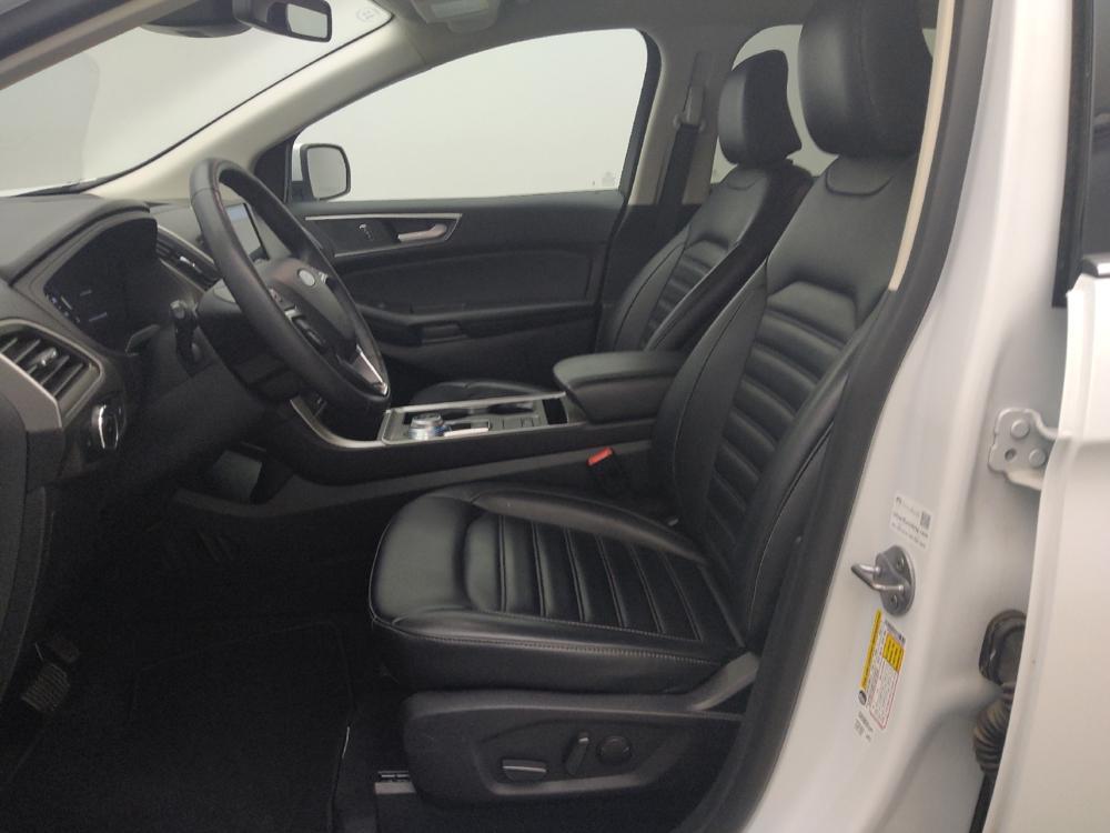 used 2024 Ford Edge car, priced at $24,895