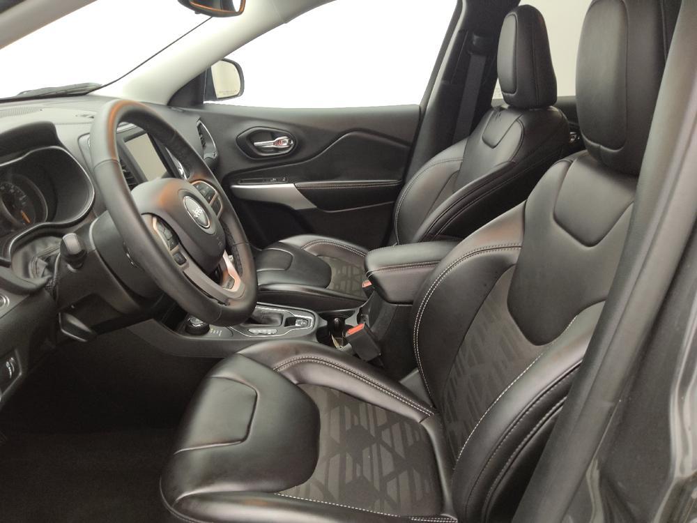 used 2022 Jeep Cherokee car, priced at $24,795
