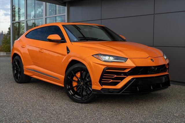 used 2022 Lamborghini Urus car, priced at $234,000