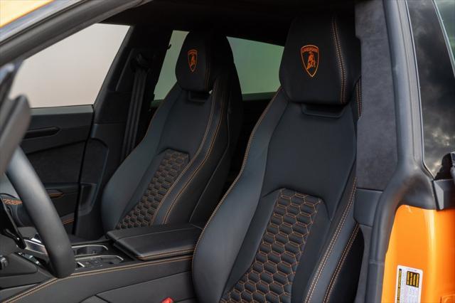 used 2022 Lamborghini Urus car, priced at $234,000