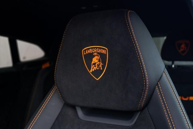 used 2023 Lamborghini Urus car, priced at $299,657