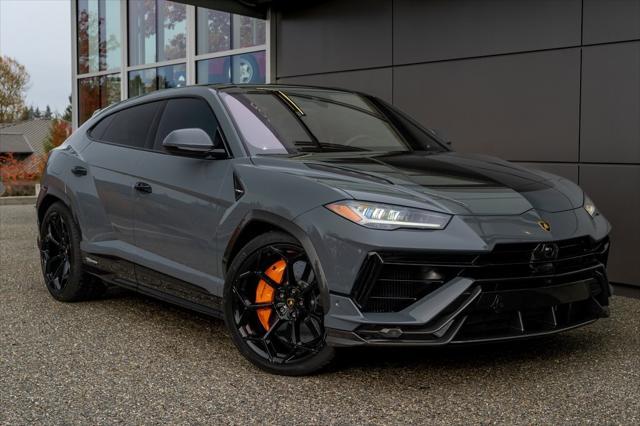 used 2023 Lamborghini Urus car, priced at $299,657