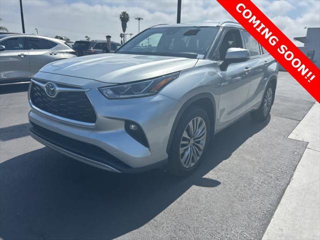used 2021 Toyota Highlander Hybrid car, priced at $41,972