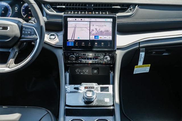 new 2025 Jeep Grand Cherokee car, priced at $38,814