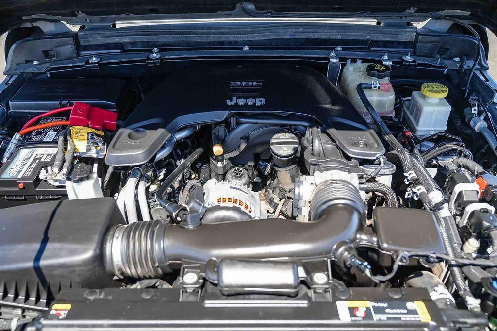 used 2021 Jeep Gladiator car, priced at $37,774