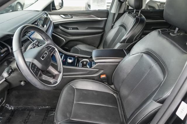 used 2022 Jeep Grand Cherokee car, priced at $32,900