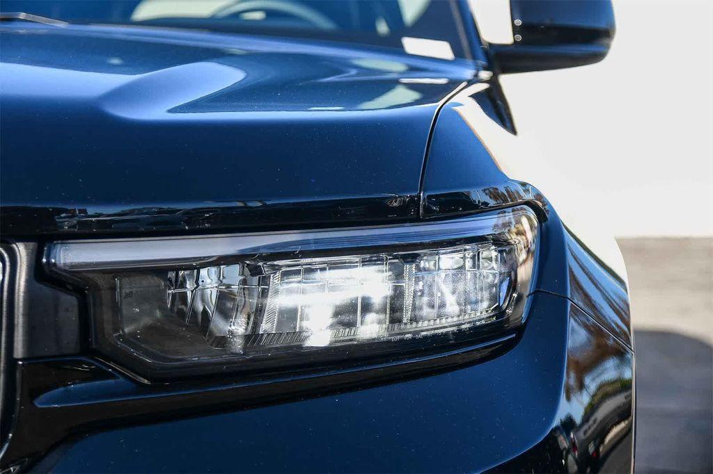 used 2023 Jeep Grand Cherokee car, priced at $29,972