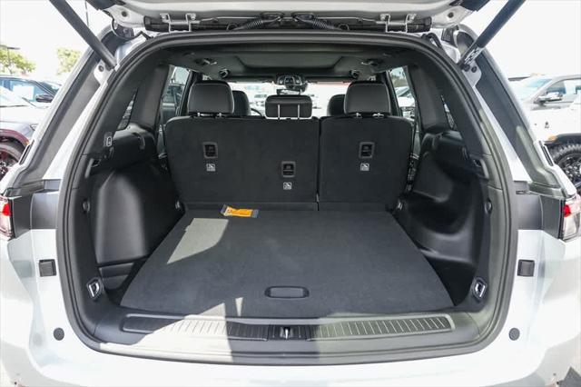new 2025 Jeep Grand Cherokee car, priced at $45,532