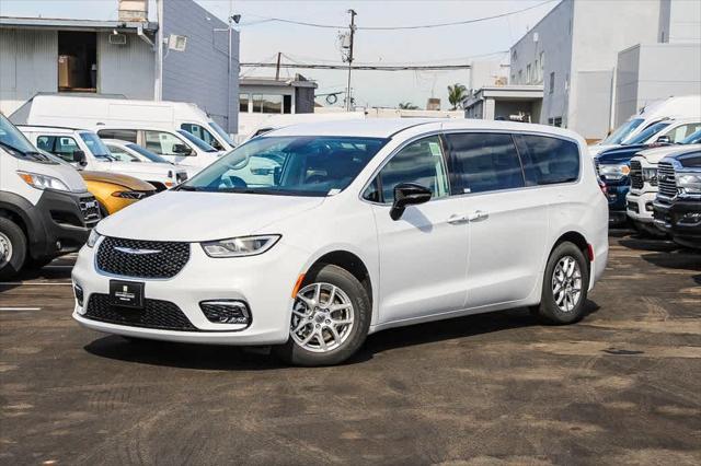 new 2024 Chrysler Pacifica car, priced at $37,155