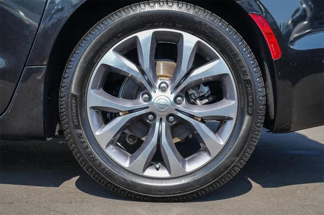used 2017 Chrysler Pacifica car, priced at $18,388