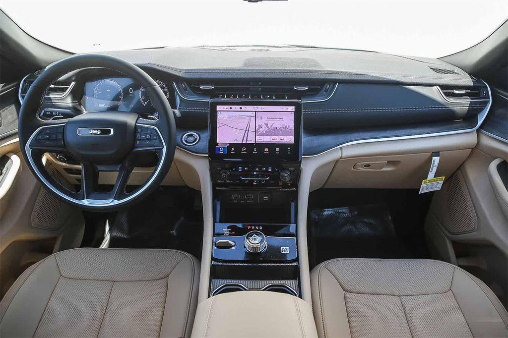 new 2025 Jeep Grand Cherokee L car, priced at $47,665