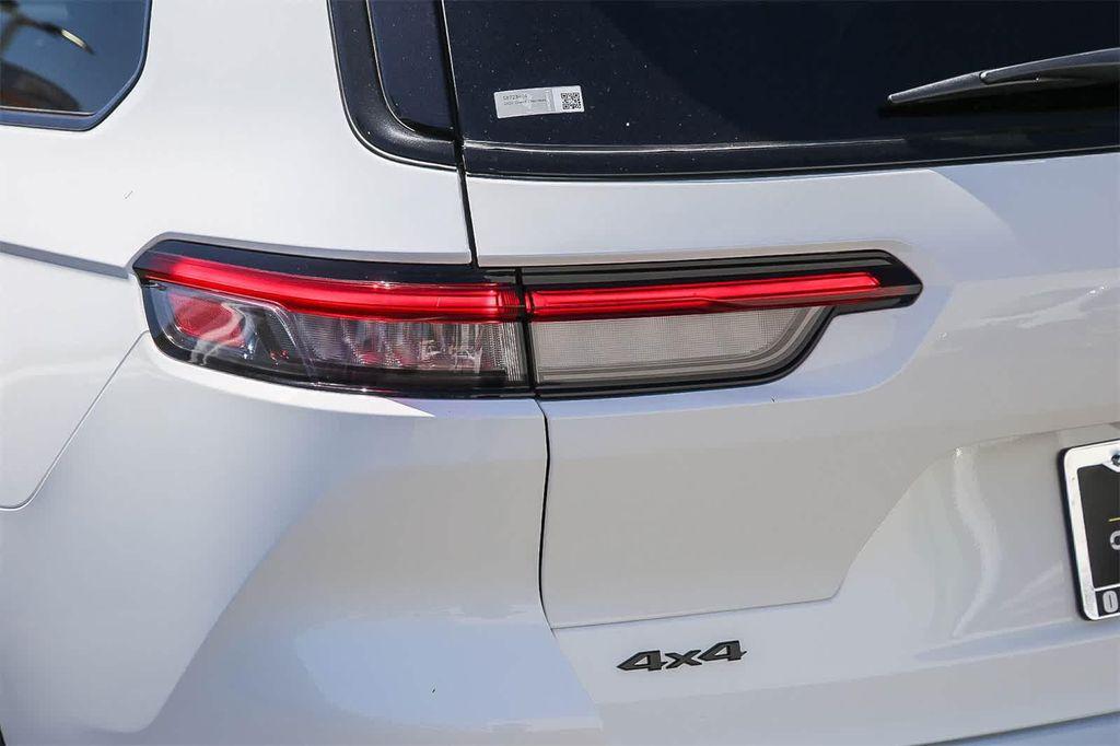 new 2025 Jeep Grand Cherokee L car, priced at $47,665