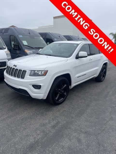 used 2015 Jeep Grand Cherokee car, priced at $18,696