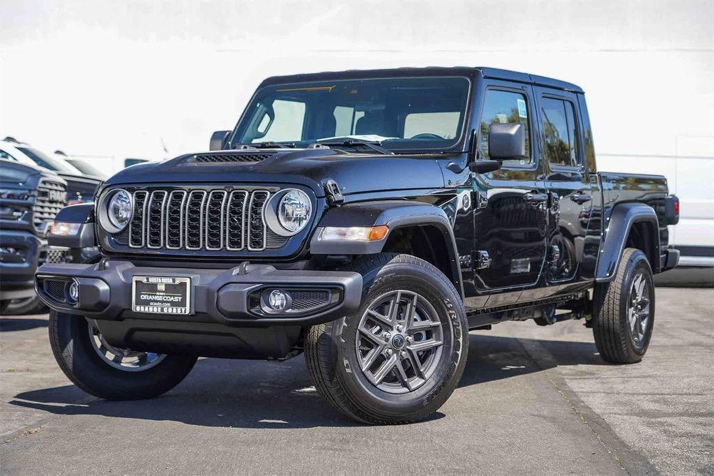 new 2025 Jeep Gladiator car, priced at $40,970