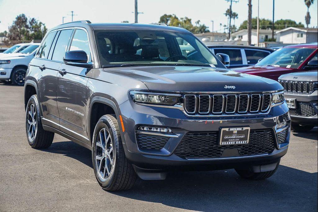 new 2025 Jeep Grand Cherokee car, priced at $41,760