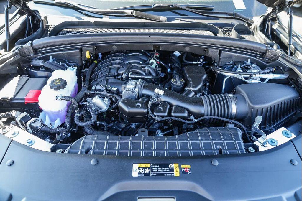 new 2025 Jeep Grand Cherokee car, priced at $41,760