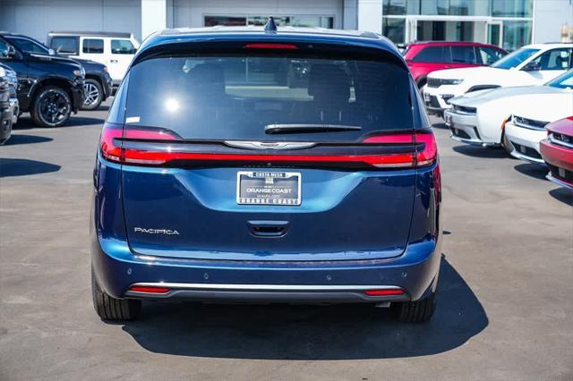 new 2025 Chrysler Pacifica car, priced at $39,920
