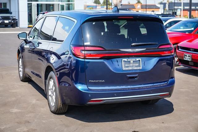 new 2025 Chrysler Pacifica car, priced at $39,920