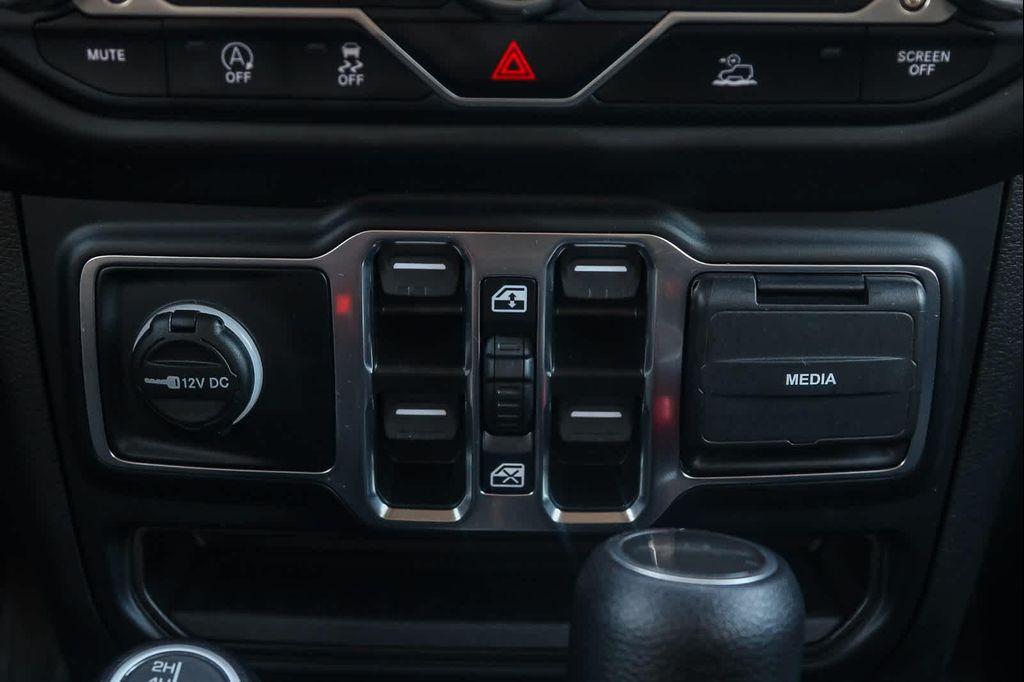 used 2022 Jeep Gladiator car, priced at $33,000