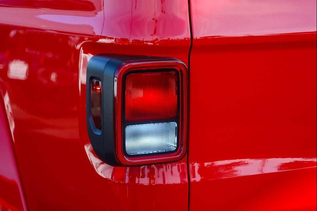 used 2022 Jeep Gladiator car, priced at $33,000