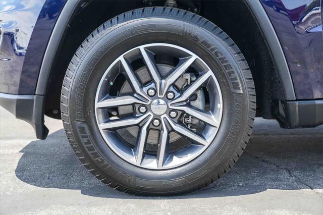 used 2018 Jeep Grand Cherokee car, priced at $18,564