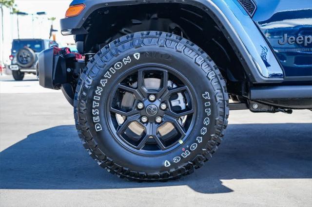 new 2025 Jeep Gladiator car, priced at $49,185