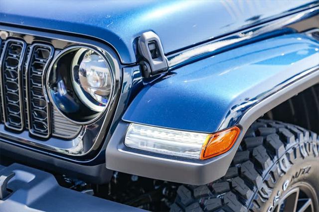 new 2025 Jeep Gladiator car, priced at $49,185